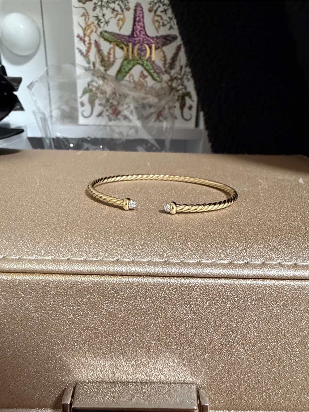 David Yurman

Micro Cablespira Flex Bracelet in 18K Yellow Gold - Picture 2 of 2